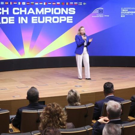 UE vrea să mobilizeze 80 miliarde de euro pentru ca firmele europene de tehnologie să crească fără să plece după capital în SUA em360