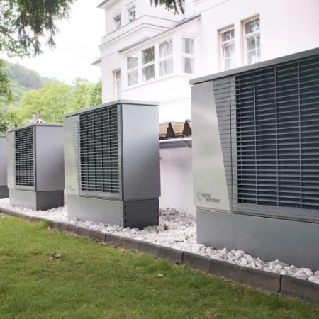 Institutul Jacques Delors spune că Europa irosește crizele energetice dacă subvenționează gazul în loc să accelereze pompele de căldură em360