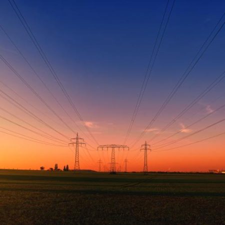 Autoritățile energetice din 13 state cer încă trei luni pentru a decide noile reguli de calcul al capacității intrazilnice em360