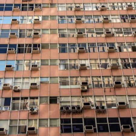 Aerul condiționat consumă de două ori mai multă energie în gospodăriile UE dar încă rămâne mult sub încălzire em360