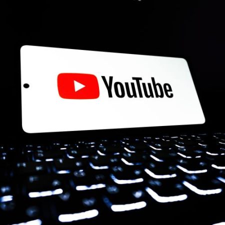 CJUE: YouTube poate răspunde pentru reclame ilegale la jocuri de noroc dacă verifică și monetizează canalul em360