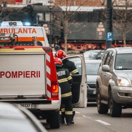 UE prelungește sprijinul pentru Serbia după ce incendiile au afectat aproape 14.000 de hectare em360