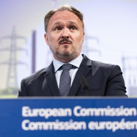 Dan Jørgensen spune că piața electrică europeană rezistă presiunii, dar cere mai multă stocare și flexibilitate em360