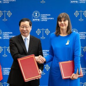 EPPO și Procuratura Populară Supremă a Chinei stabilesc cooperarea în cazurile care afectează bugetul UE em360