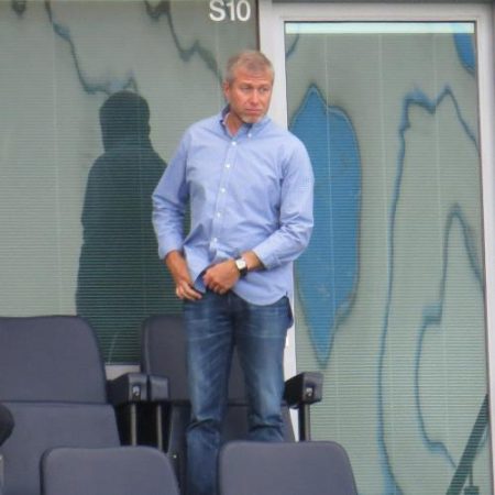 Tribunalul UE confirmă sancțiunile împotriva lui Roman Abramovich pentru investițiile sale în Rusia em360