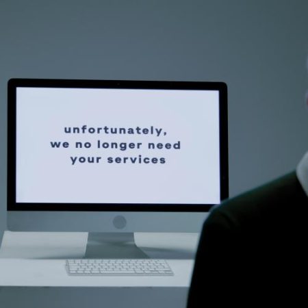 Algoritmii au ieșit din platforme dar protecțiile UE nu i-au urmat încă arată OSE em360