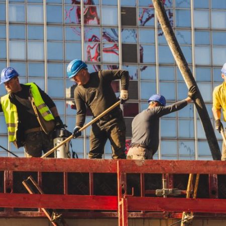 Productivitatea muncii a crescut cu 0,9% în UE în trimestrul al doilea dar România a avut cea mai mare scădere pe ore lucrate em360