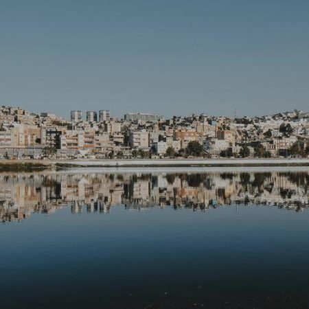 Criza din Ceuta arată riscurile dependenței UE de Maroc pentru controlul migrației avertizează Richard Youngs em360