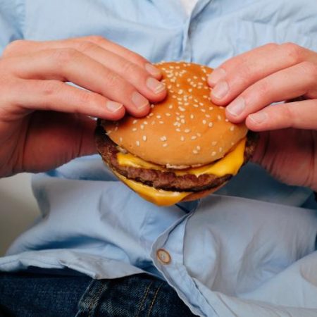 Peste jumătate dintre adulții din UE sunt supraponderali iar 16,3% sunt obezi em360