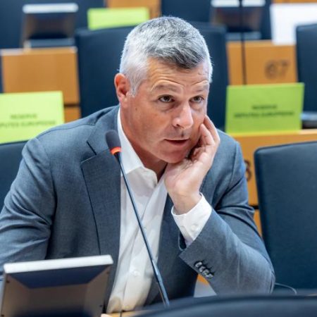 Rezerva NDICI de 159 de milioane de euro este insuficientă pentru crizele din 2027, avertizează Matjaž Nemec em360