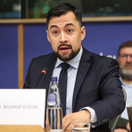 Groenlanda cere cumpărători europeni pentru mineralele sale și mizează pe modificarea Critical Raw Materials Act em360