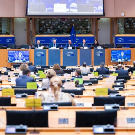 ITRE aprobă un proiect-pilot de 3 milioane de euro pentru achiziții comune și stocuri europene de materii prime critice em360