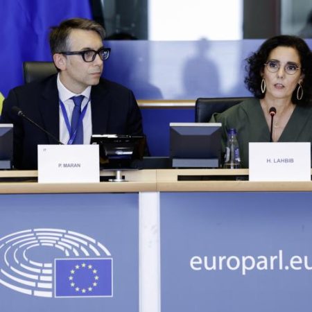 UE își extinde răspunsul la incendii și dezastre cu 12 noi avioane rescEU, elicoptere suplimentare și o trecere spre prevenție și anticipare em360