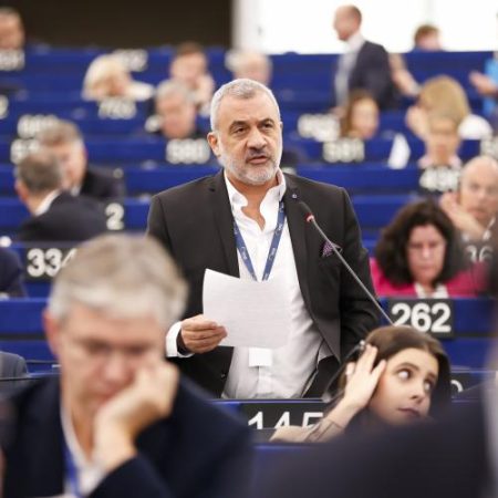 Parlamentul European cere cel puțin un milion de lucrători în plus în sănătate în perioada 2028–2034 em360