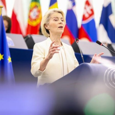 Comisia anunță un instrument european pentru dezvoltarea în comun a apărării antiaeriene transportului strategic și realimentării în zbor em360