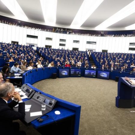 Von der Leyen promite până la sfârșitul anului inițiativa pentru locuri de muncă de calitate, cu AI și formarea profesională în centrul dezbaterii em360