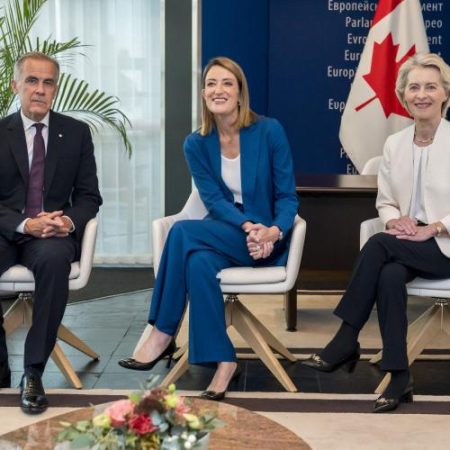 Von der Leyen propune un statut de membru asociat al UE pentru Canada, cu integrarea industriilor de apărare și cooperare tehnologică em360