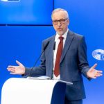 Comisia CULT cere 47,39 miliarde EUR pentru Erasmus+ și reguli care să deschidă programul unui număr mai mare de participanți