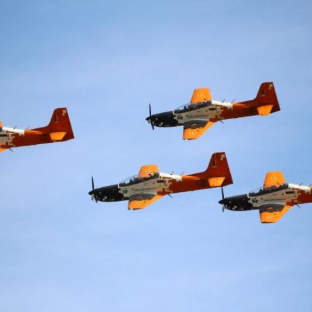 Un avion civil folosit pentru instruirea piloților militari poate fi produs cu dublă utilizare susține avocata generală Ćapeta em360