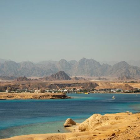 Avansul houthi spre Bab al-Mandab pune presiune pe ruta Mării Roșii iar ECFR cere întărirea misiunilor navale ale UE em360