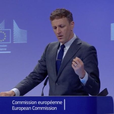 UE spune că își va menține poziția față de războiul Rusiei la G20 chiar dacă Putin participă em360
