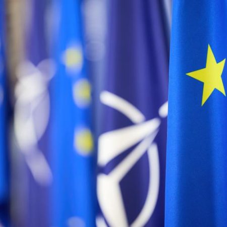 Comisia aprobă 6,1 miliarde de euro pentru apărarea Ucrainei și permite achiziția rachetelor PAC-3 pentru Patriot em360