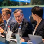 Parlamentul cere retragerea acțiunii pentru interzicerea opoziției din Georgia și sancțiuni împotriva liderilor Georgian Dream