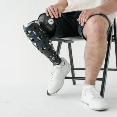 APCE cere ca 10% din fondurile naționale pentru reconstrucția Ucrainei să meargă spre reabilitarea persoanelor cu dizabilități em360