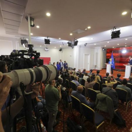 Macedonia de Nord intră treptat în piața UE dar aderarea depinde încă de amendamente constituționale em360